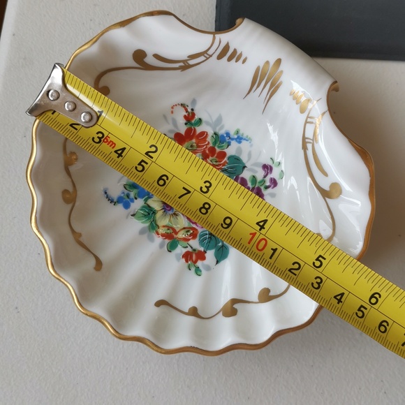 Porcelain De Freance Hand Painted Gold Trim Floral Shell Shape Dish Trinket Dish - Picture 6 of 7